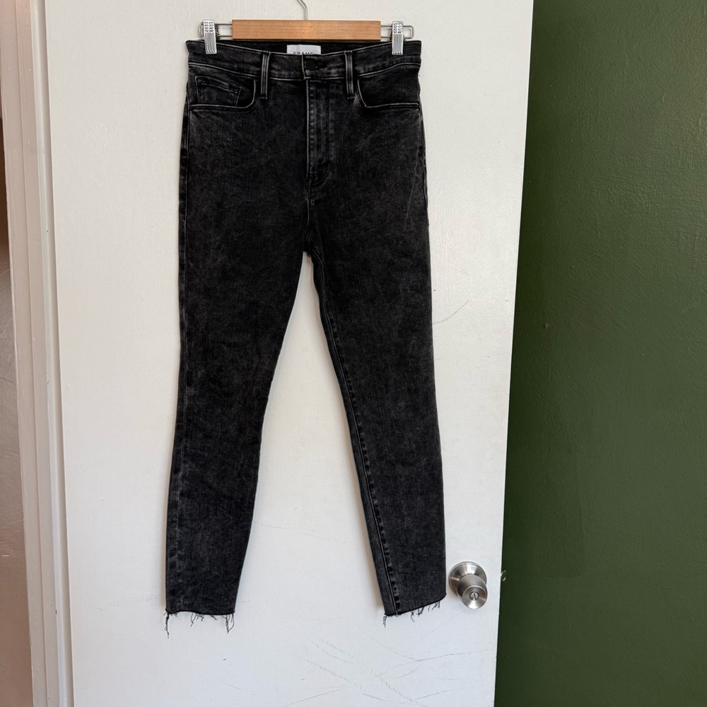 Frame black acid wash raw hem rockstar Ali High Rise Cigarette jeans size 28